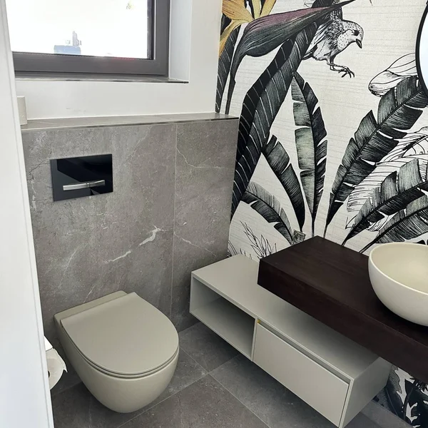 Sanitärinstallation im neuen Bad